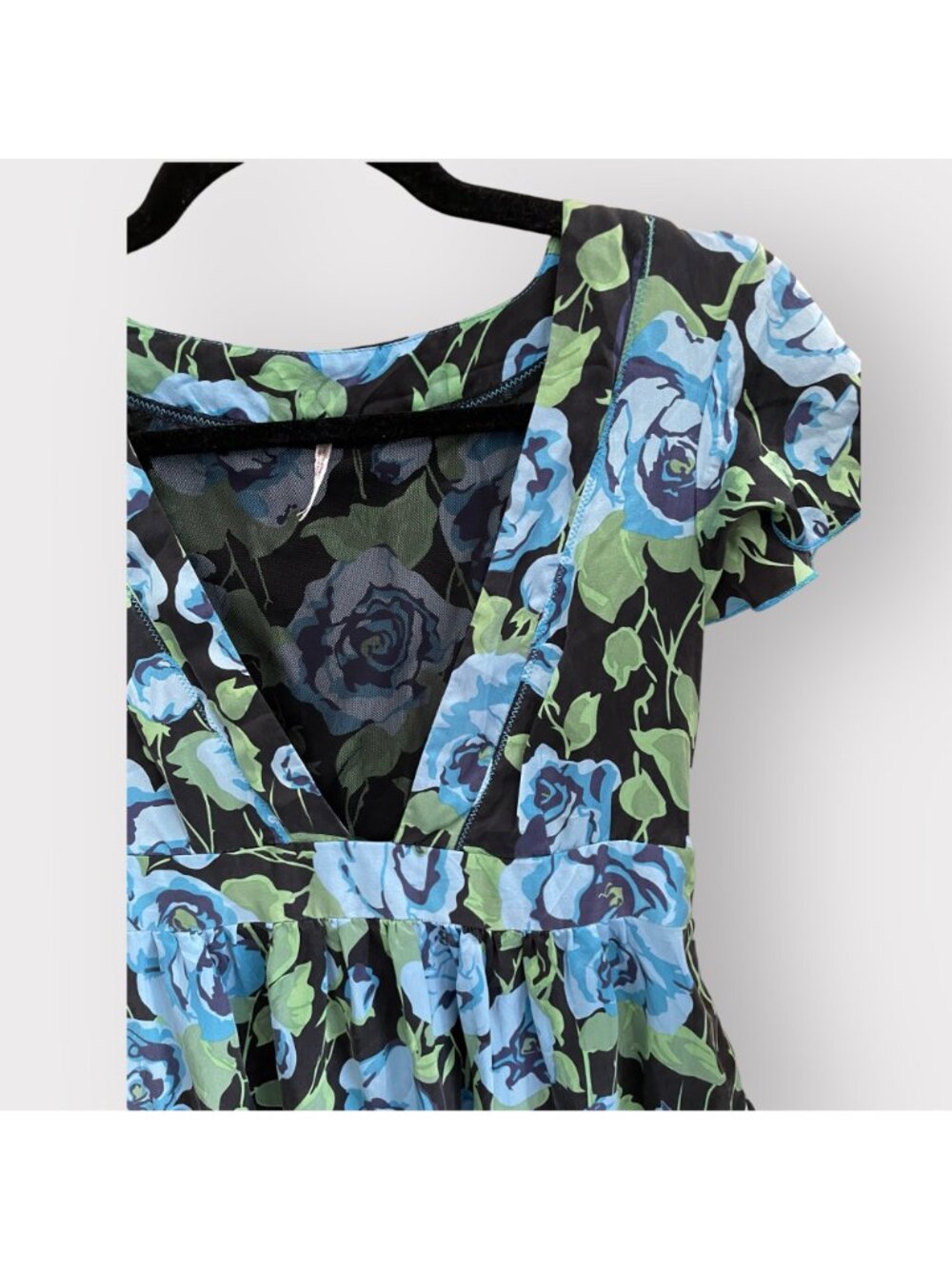 Free People Size 4 Blue Floral Silk Flutter Sleeve V-Neck Coquette Mini Dress - Picture 5 of 11